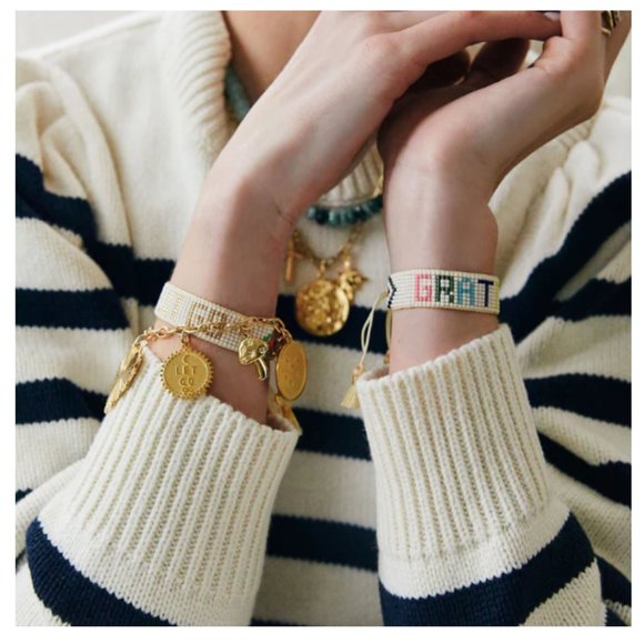 NWOT Beaded Gratitude Bracelet - Picture 2 of 7